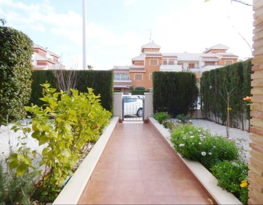 Ferienhaus Perfect Family Home- Stunning Facilities Alicante